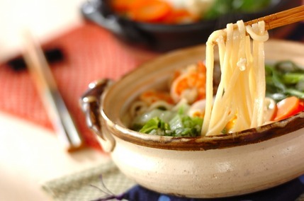 ゆで鶏スープで煮込みうどん