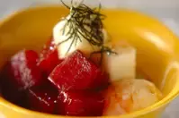 漬けマグロの温泉卵和え