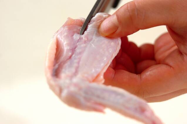 手羽先と野菜のスープ煮の作り方の手順1