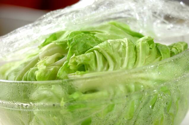 ロールキャベツの作り方の手順1