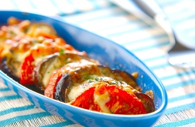 ナス トマトオーブン焼き 副菜 のレシピ 作り方 E レシピ 料理のプロが作る簡単レシピ