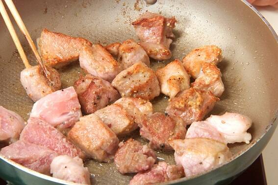 豚肉の赤ワイン煮の作り方の手順5