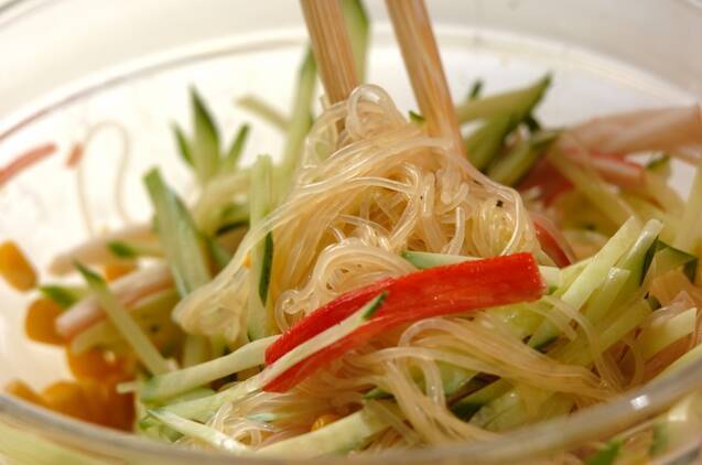 やさしいおいしさ春雨サラダ これでお腹いっぱい by杉本 亜希子さんの作り方の手順3