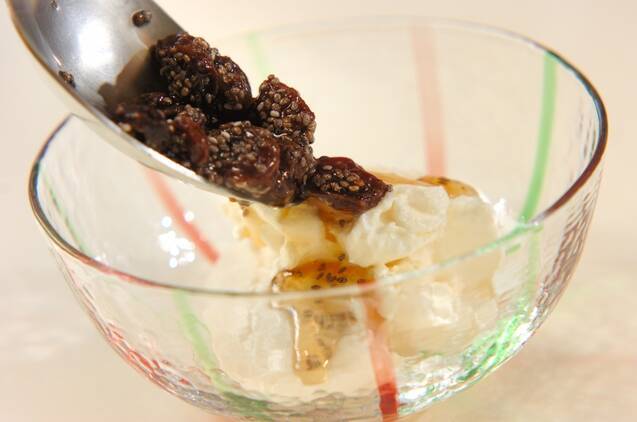 水きりヨーグルトのサワーレーズンソース(前日準備あり)の作り方の手順3