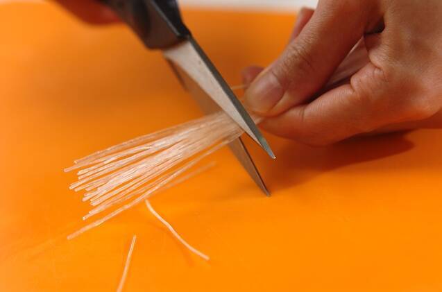 具沢山！チゲ鍋風スープの作り方の手順1