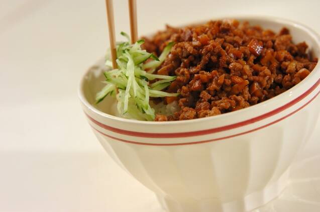 ジャージャー丼の作り方の手順4