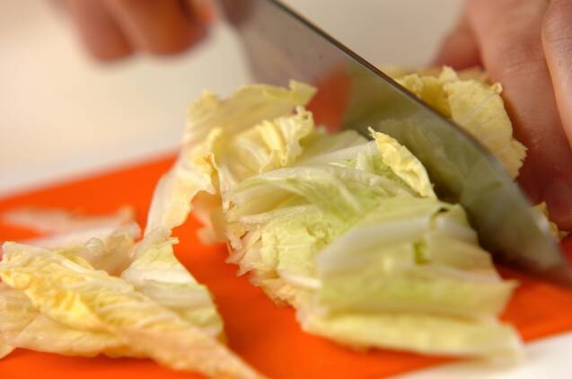 白菜の塩昆布和えの作り方の手順1