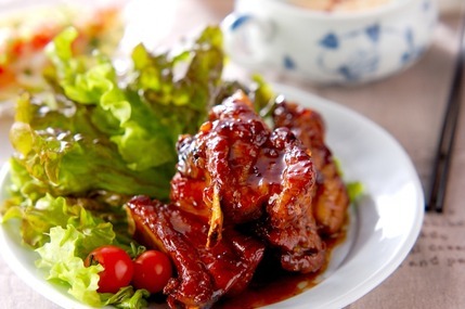 調味料２つだけ！とろっとジューシー甘辛スペアリブ煮