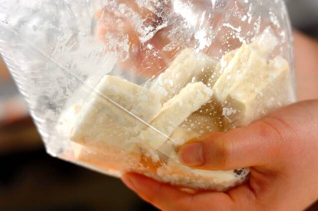 子どもにも人気！もっちり高野豆腐の甘辛照り焼き by 山下 和美さんの作り方の手順2