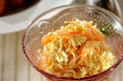 カニ入りコールスローサラダ