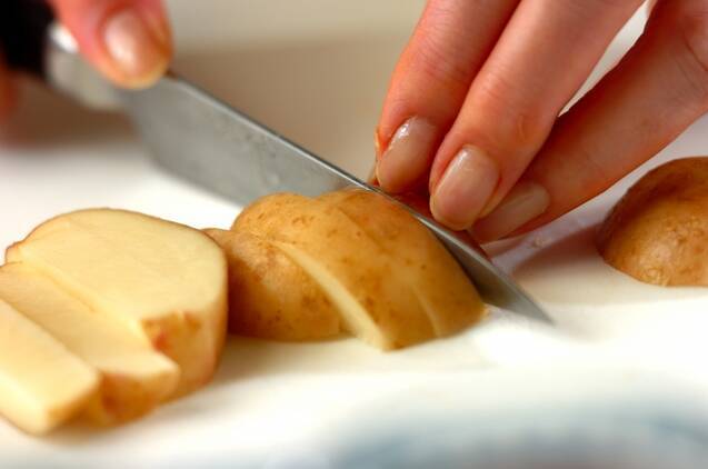 フライドポテトの作り方の手順1