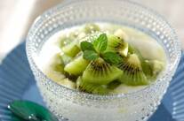 ヨーグルト・キウイソース