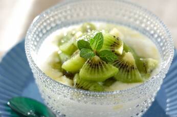 ヨーグルト・キウイソース