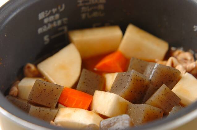 炊飯器でモツ煮込みの作り方の手順3