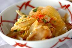 玉ネギと麩の卵とじ