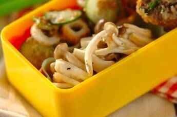 キノコのマリネ