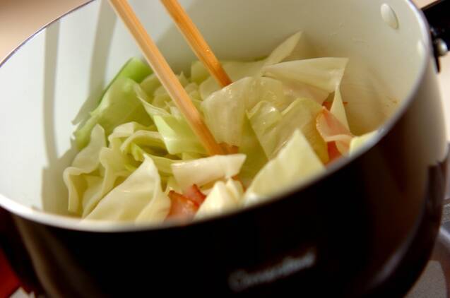 キャベツとベーコンの煮浸しの作り方の手順3