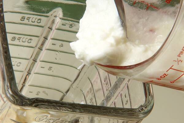 シンプル！バナナスムージー とろっと濃厚 毎日でも飲みたくなる味わいの作り方の手順2