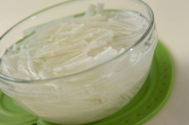 シャキシャキ大根のサラダの作り方の手順1