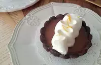 チョコレートとレモンのタルト