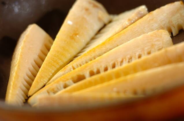 お弁当に副菜に！タケノコのバターしょうゆ焼きの作り方の手順2