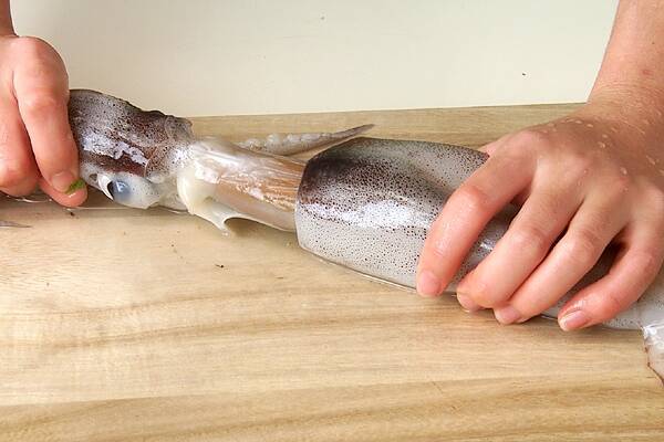 イカのフリッターの作り方の手順1