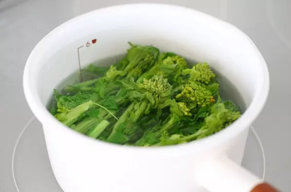 作り置きできる！菜の花のからし和え by つくおき nozomiさんの作り方2