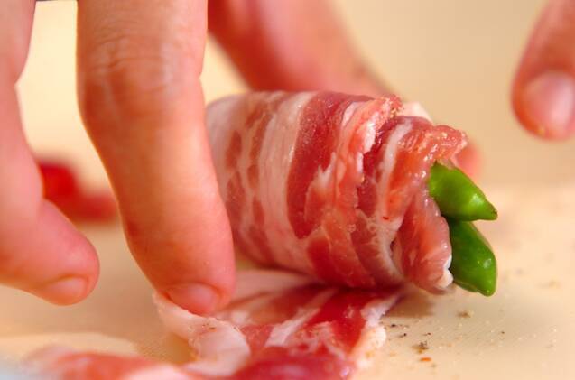 シシトウの肉巻きの作り方の手順1