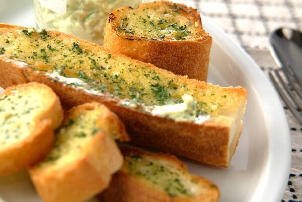 ガーリックトースト