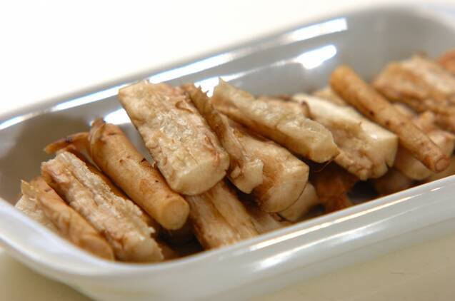 たたきゴボウのゴマ和えの作り方の手順1