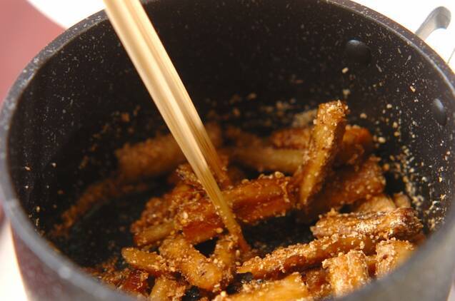 たたきゴボウのゴマ和えの作り方の手順4