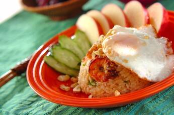 エビのエスニックチャーハン