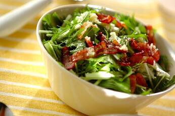 水菜とベーコンのサラダ