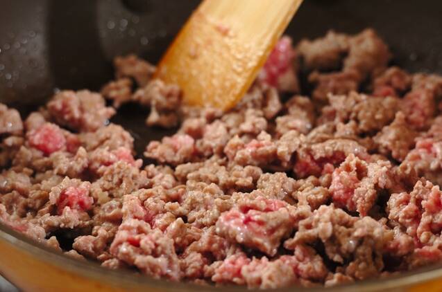 ナスとひき肉のエスニック混ぜご飯の作り方の手順2