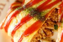 焼きそばオムレツ