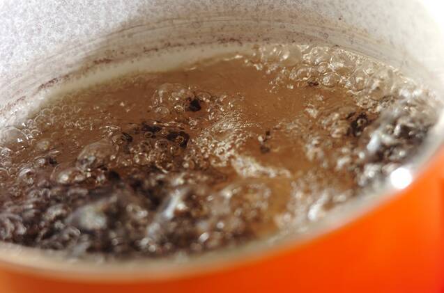 マグロと黒米のバルサミコサラダの作り方の手順2