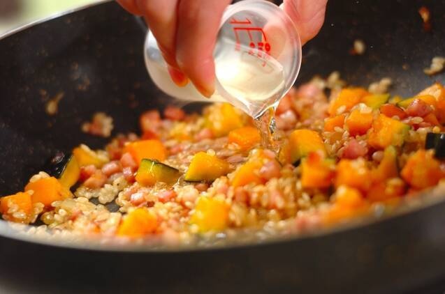 アサリとベーコンのリゾットの作り方の手順3