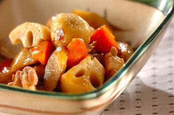 作り置き！麺つゆで鶏肉と根菜の煮物