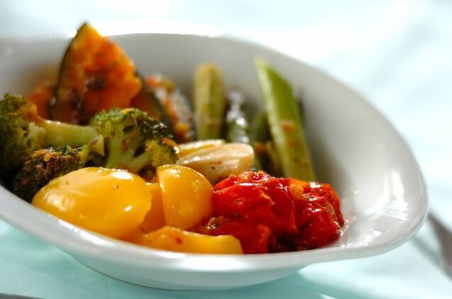 ビタミンたっぷり野菜のオイル煮