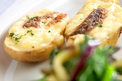 ジャガイモのチーズ焼き 副菜 レシピ 作り方 E レシピ 料理のプロが作る簡単レシピ