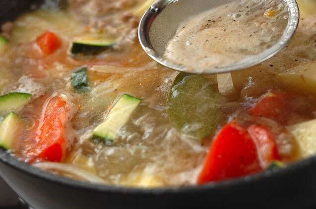 ひき肉と夏野菜のグラタンの作り方の手順5