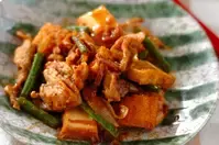 厚揚げとインゲンのトロミ炒め