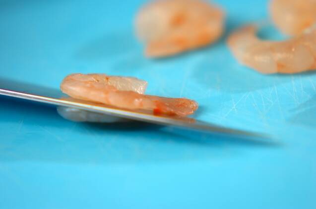 エビとキャベツの甘酢和えの作り方の手順1