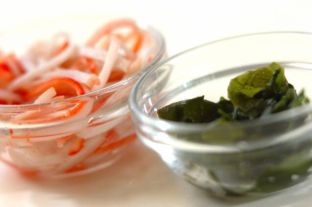 レンコンとカニカマの酢の物の作り方の手順2