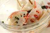 レンコンとカニカマの酢の物の作り方4