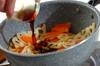 レンコンとニンジンの炒め物の作り方の手順3
