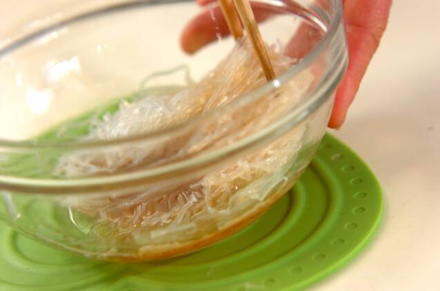 野菜たっぷり！さっぱり春雨サラダの作り方の手順3