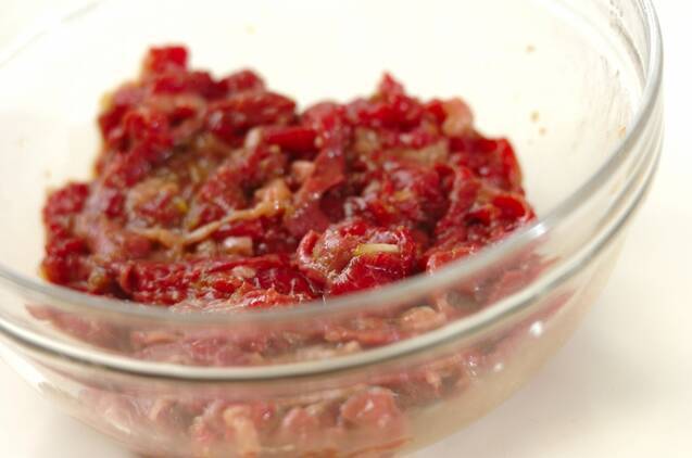 子供も大好き！簡単チンジャオロースの作り方の手順1