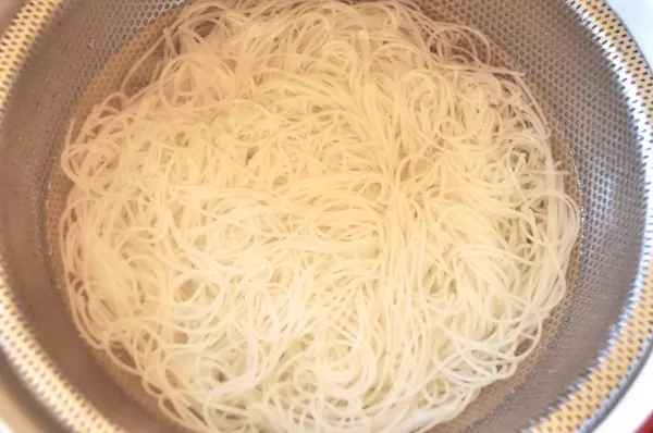 ガスパチョソースの冷製スパゲティーの作り方1