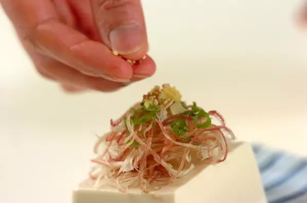 薬味たっぷり冷や奴の作り方1